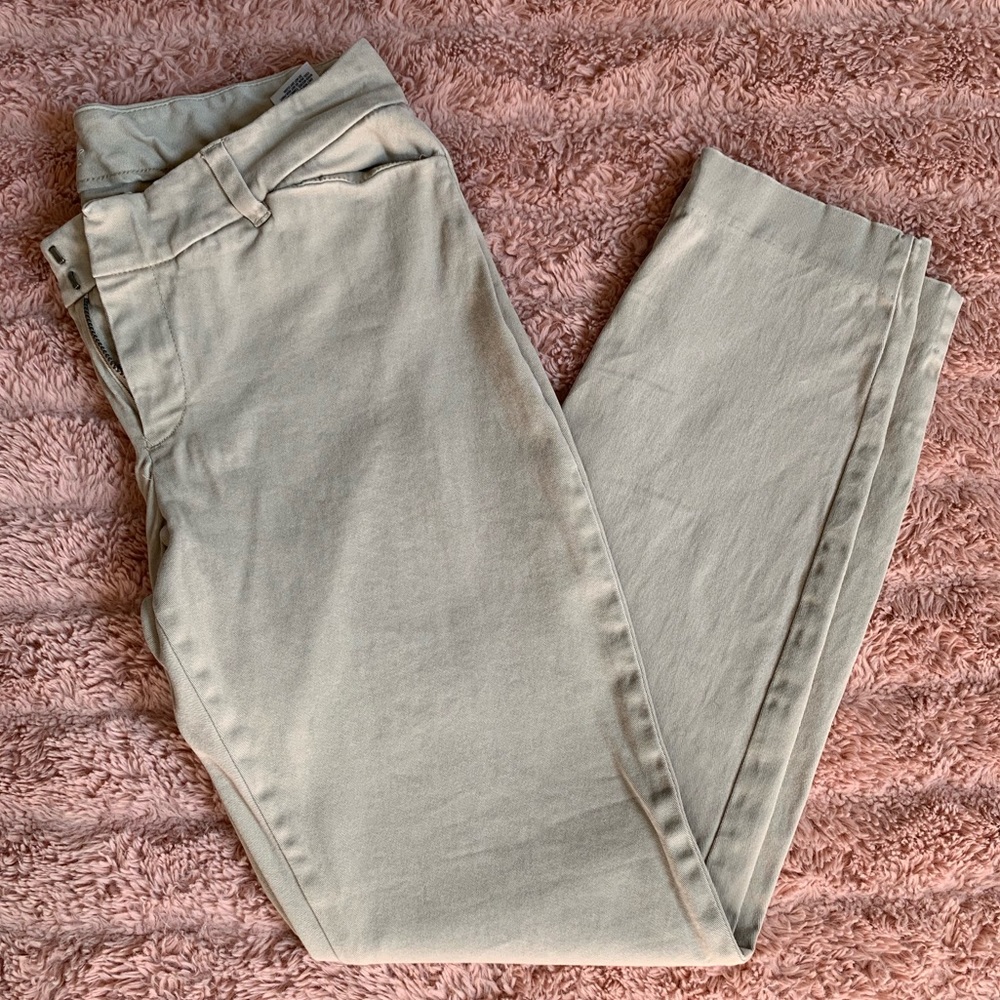 Old Navy Diva Khakis